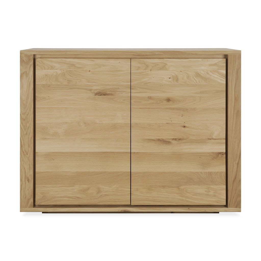 Buffet scandinave en chêne européen à 2 portes, design épuré sans poignées, pour salon ou salle à manger