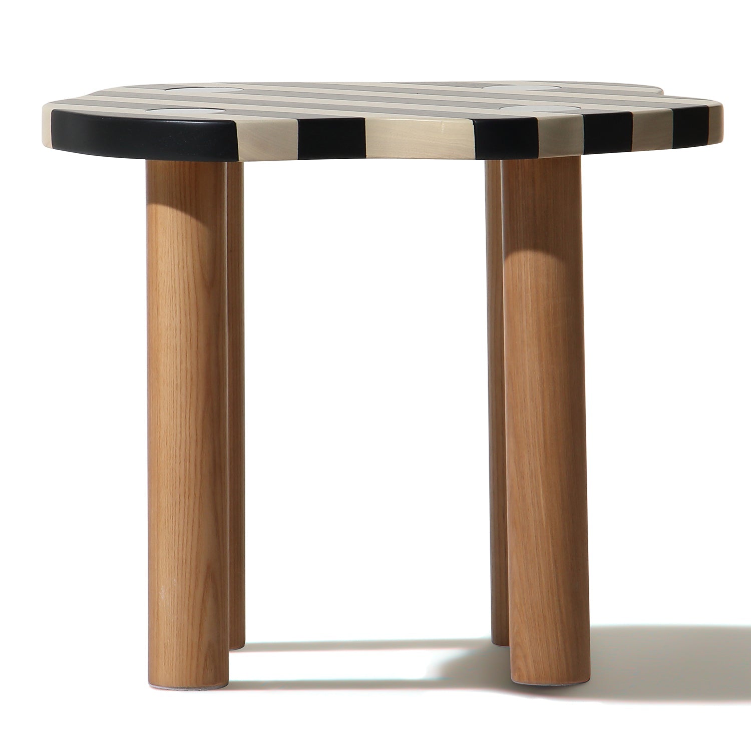 Table d'appoint contemporaine en bois d'hévéa avec accent en acier inoxydable pour salon ou chambre à coucher